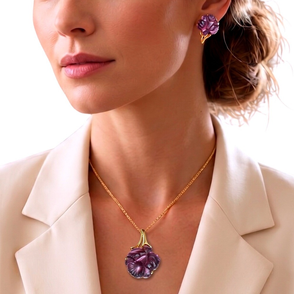 Vintage Purple Frosted Glass Iris Flower Pendant Clip Earrings Set Gold Tone